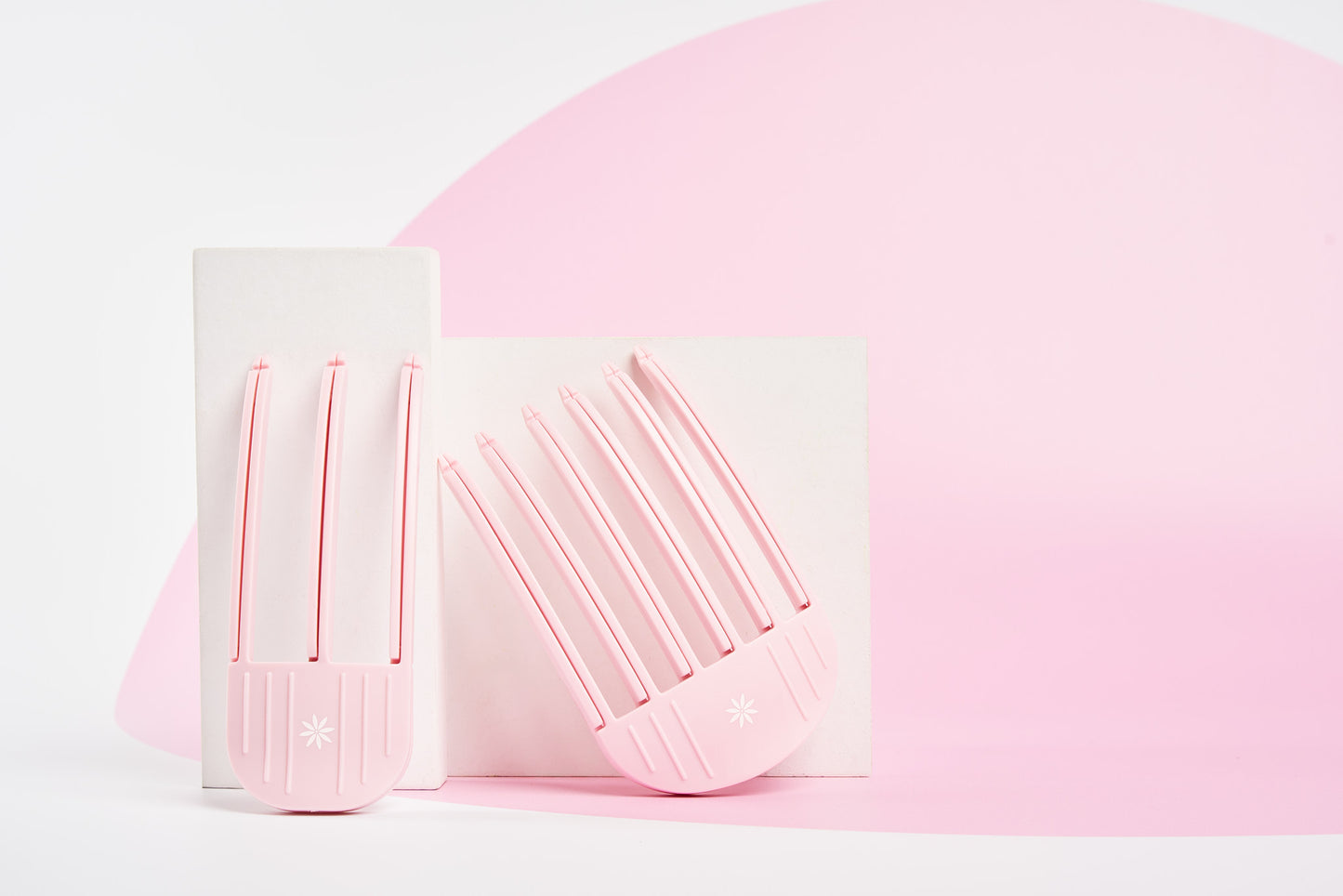 52 56 594 Brushworks Volumising Hair Clips OOP (1).jpg