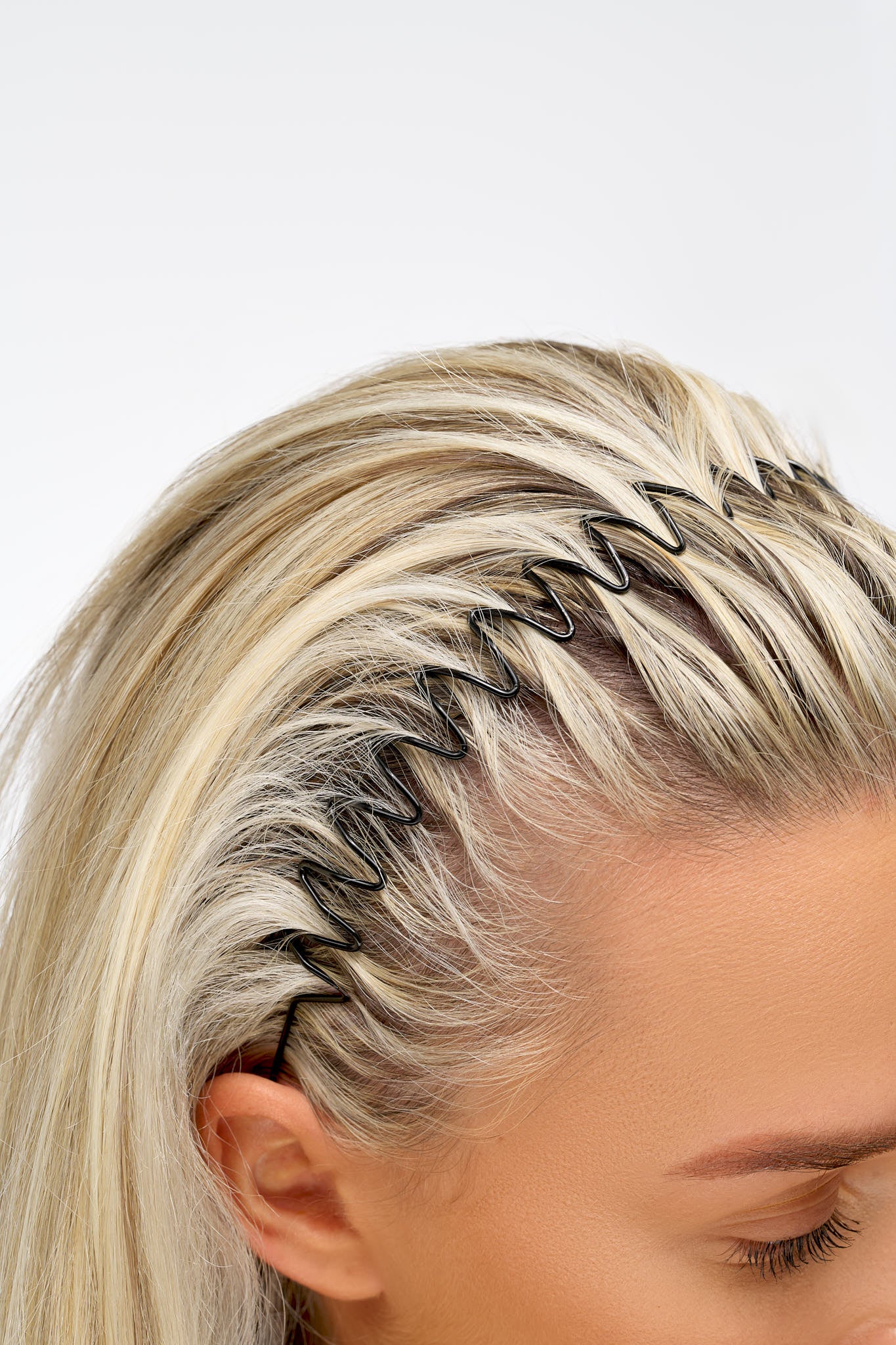 52 56 603 Brushworks Flexi Zig Zag Headbands MS (1).jpg